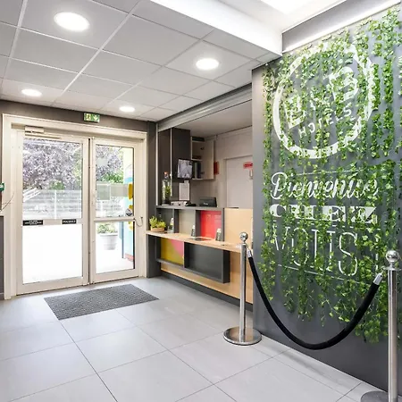 Goussainville Cdg Hotel