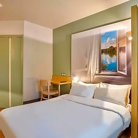 Cdg Hotel 3*